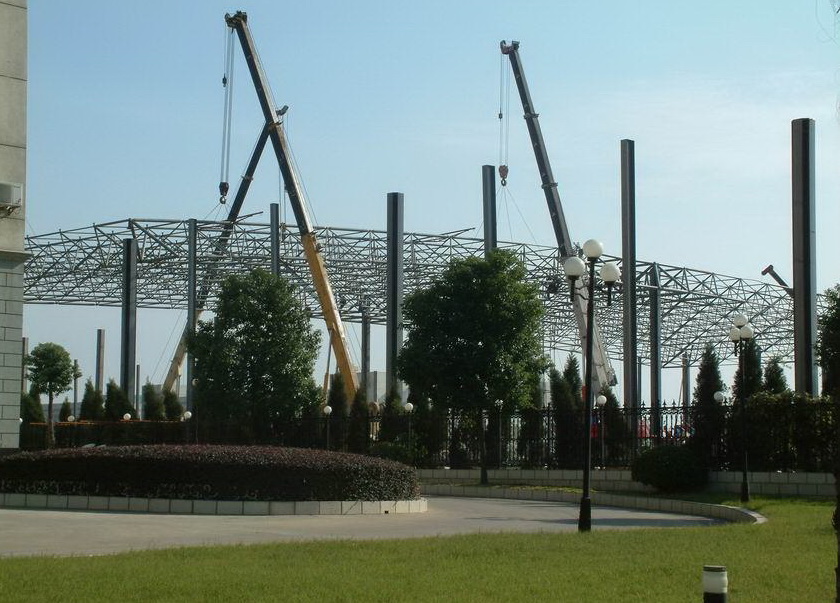 郴州加油站罩棚网架